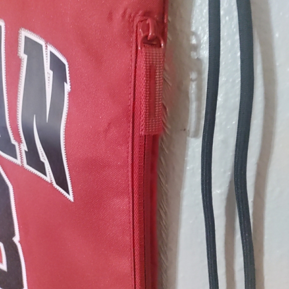 Air Jordan 23 Jersey Gym Sack Backpack Bred Red / Black Bulls 9A0757-R78 - Picture 5 of 6